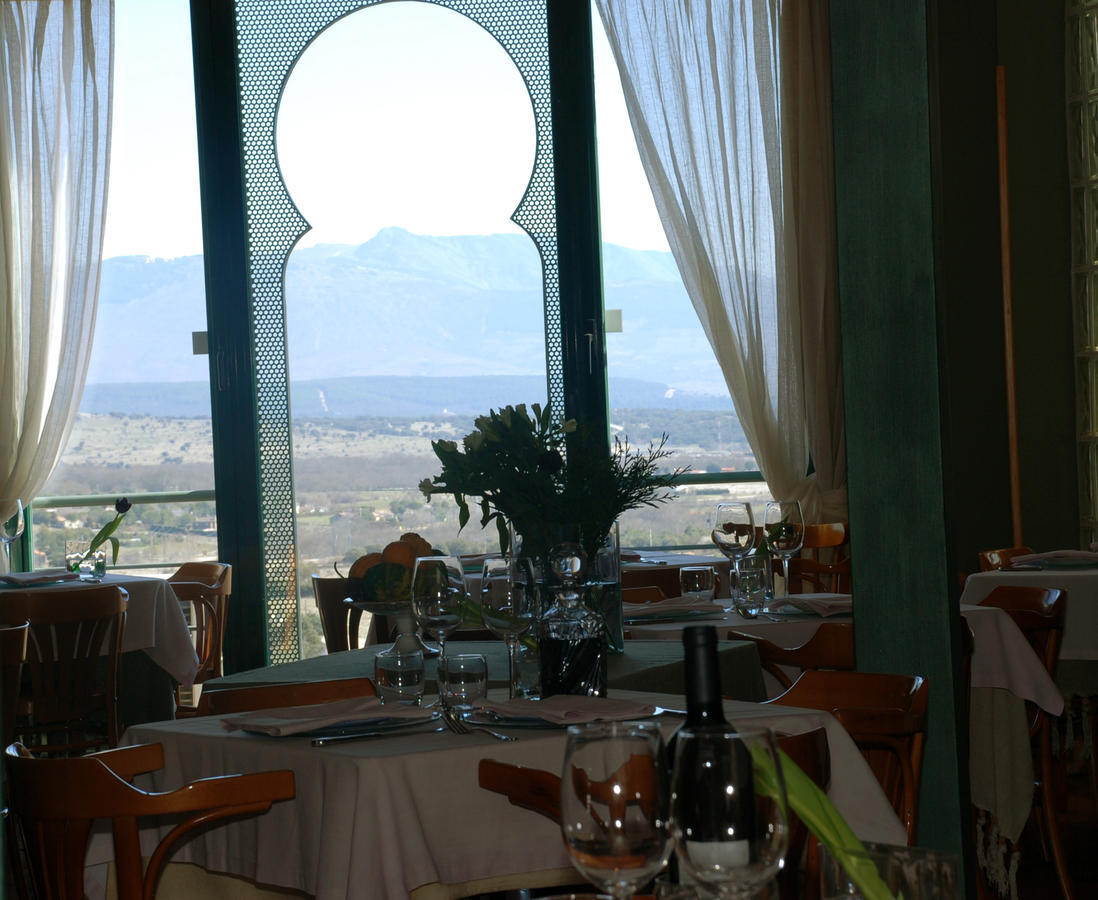 Hospederia El Arco Hotell Villavieja del Lozoya Eksteriør bilde