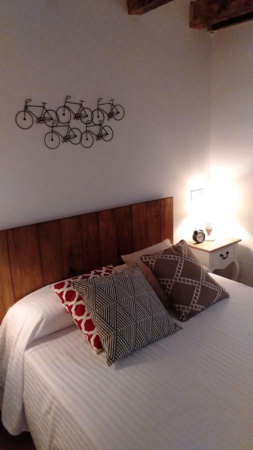 Hospederia El Arco Hotell Villavieja del Lozoya Eksteriør bilde